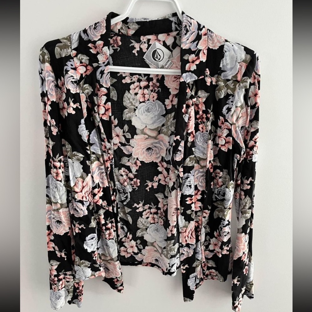 VOLCOM floral vest